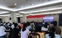 市第二人民醫(yī)院召開(kāi)醫(yī)療質(zhì)量提升攻堅(jiān)年行動(dòng)動(dòng)員會(huì)暨廉潔從業(yè)九項(xiàng)準(zhǔn)則醫(yī)德醫(yī)風(fēng)專(zhuān)項(xiàng)培訓(xùn)會(huì)